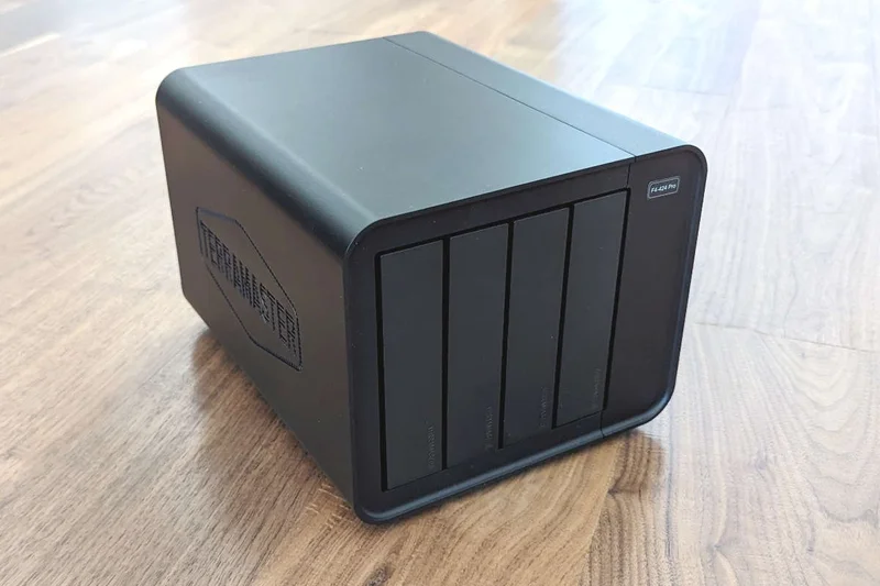 TerraMaster F4-424 Pro