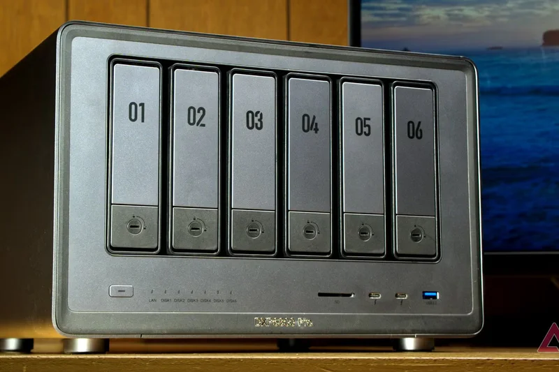 UGREEN NASync DXP6800 Pro