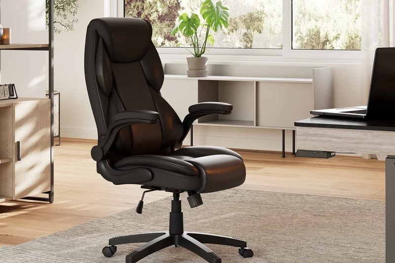 Eureka Galene Executive Chair