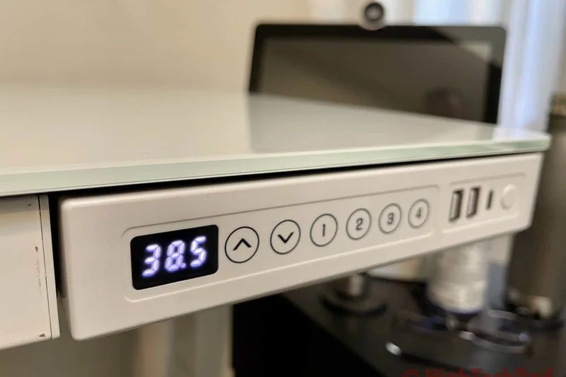 FlexiSpot Comhar EG8 一体式升降桌