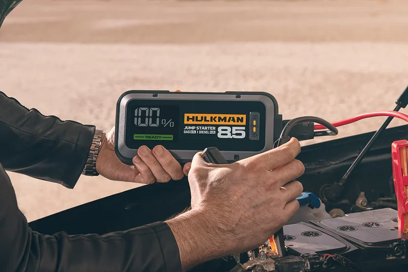 HULKMAN Alpha 85 2000A 便携式锂电池汽车应急启动电源