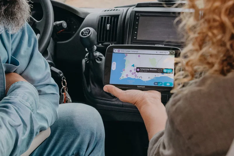 TomTom GO Camper Max