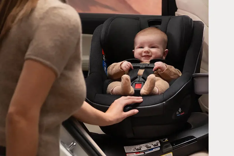 Nuna RAVA Convertible Car Seat