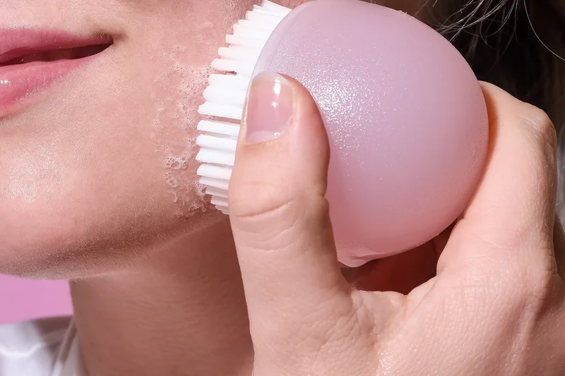 ECOTOOLS Deep Cleansing Facial Brush