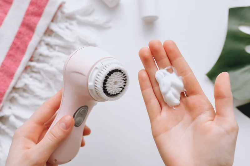 INNERNEED Soft Silicone Face Brush