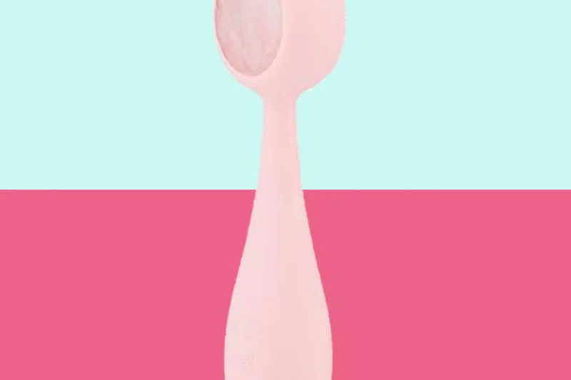 No7 Radiant Results Revitalising Sonic Action Cleansing Brush