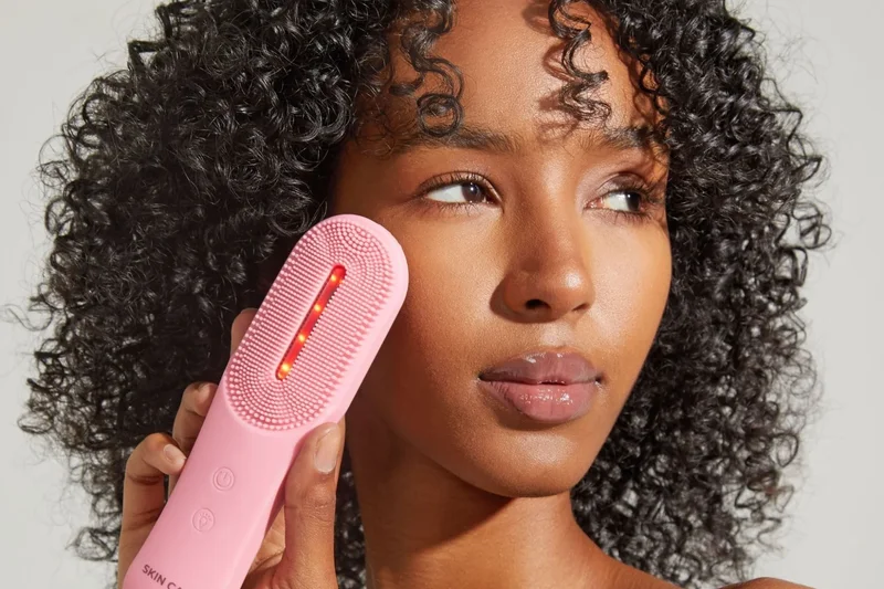 Skin Camp Cleenee Sonic Cleansing Brush with LED