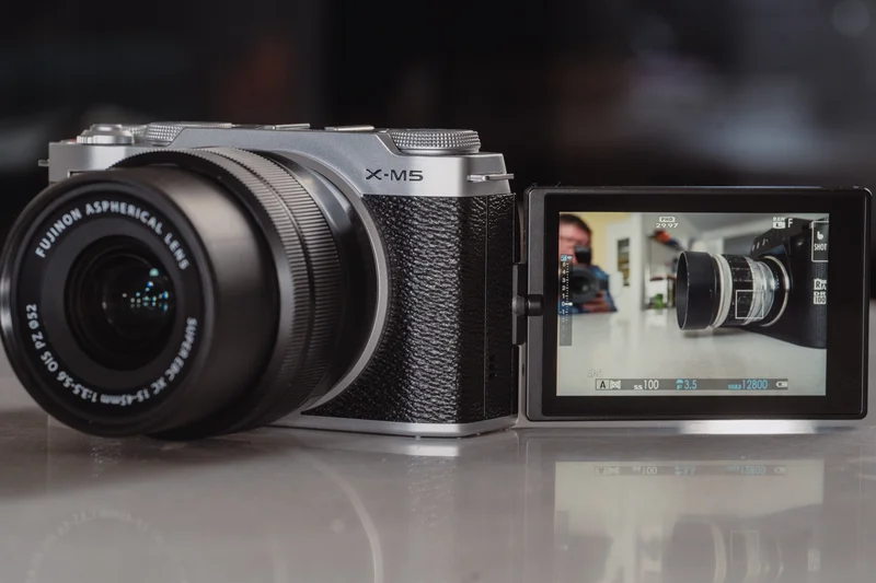 Fujifilm X-M5