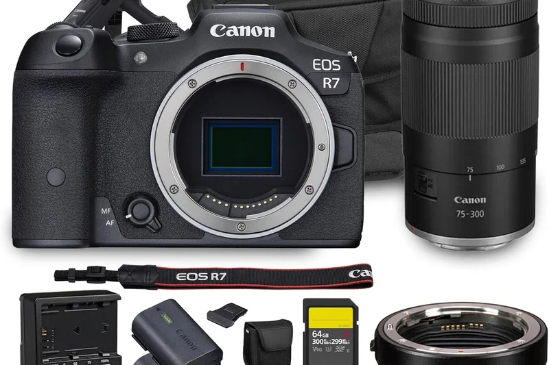 Canon EOS R7