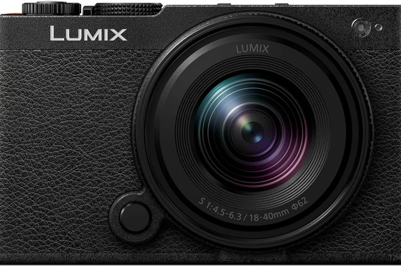 Panasonic Lumix S9
