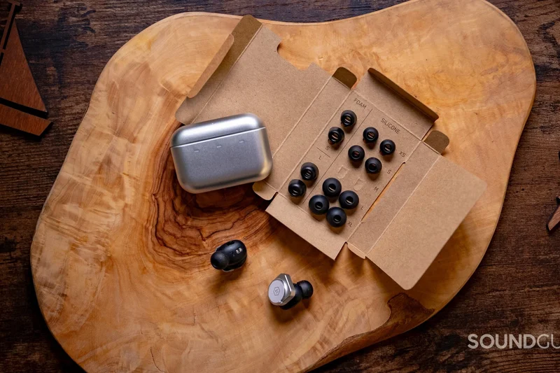 Master &amp; Dynamic MW09