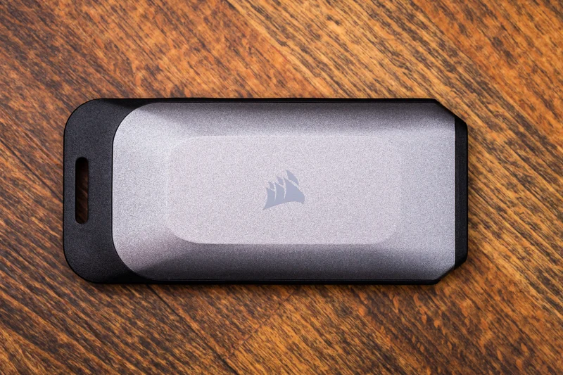 Corsair EX400U (2TB)