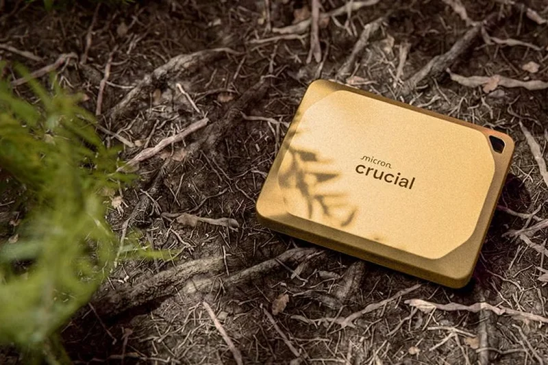 Crucial X10 Pro 便携式固态硬盘