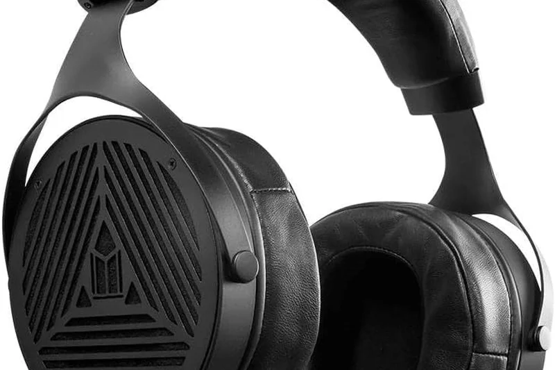 Monolith M1060