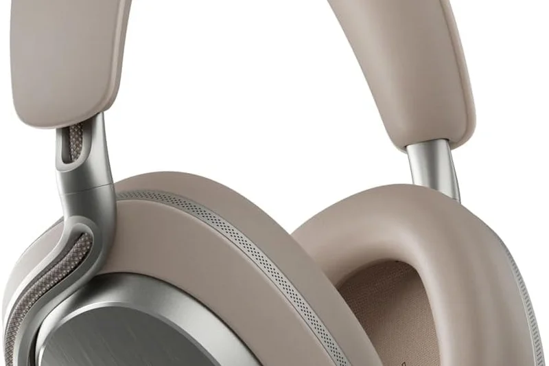 Bowers &amp; Wilkins Px8