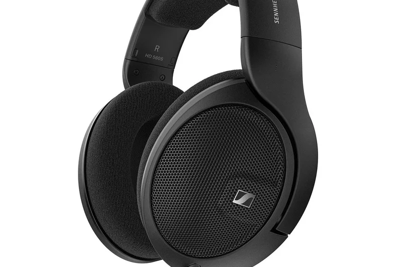 HD 560S