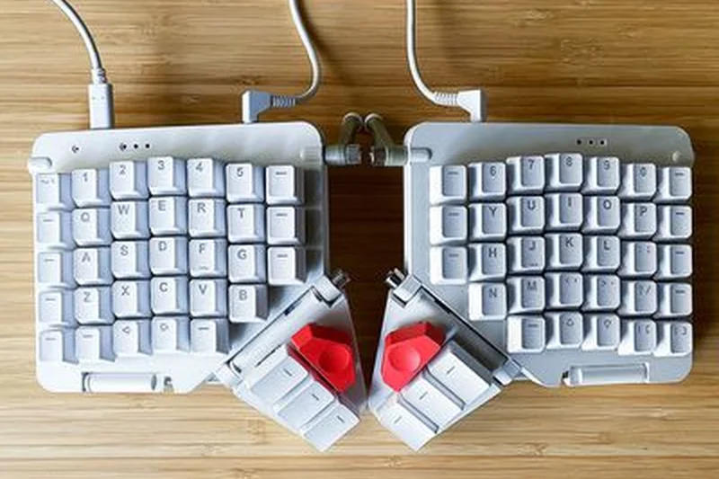 ZSA Moonlander Mark I