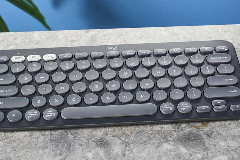 Logitech Pebble Keys 2 K380s