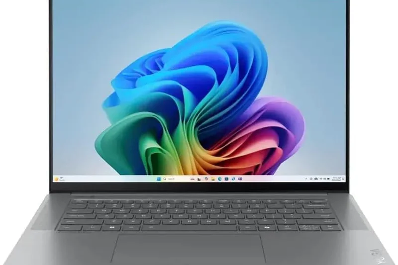 Lenovo Yoga Slim 7i Ultra Aura Edition