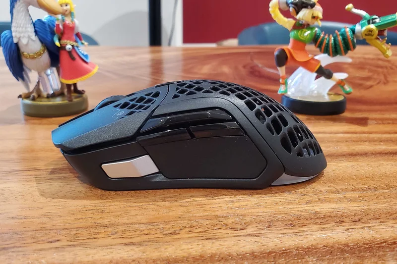 SteelSeries Aerox 5 Wireless