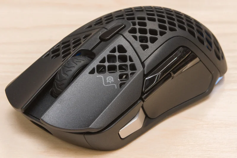 SteelSeries Aerox 5 Wireless