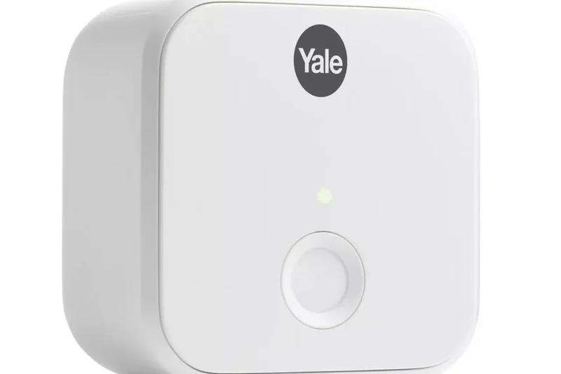Yale Connect Wi-Fi Bridge