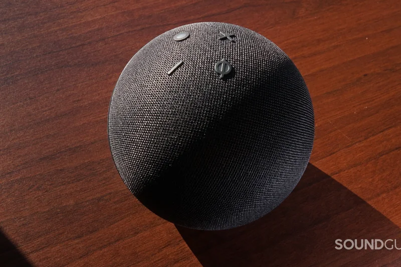 Amazon Echo Dot (第五代)