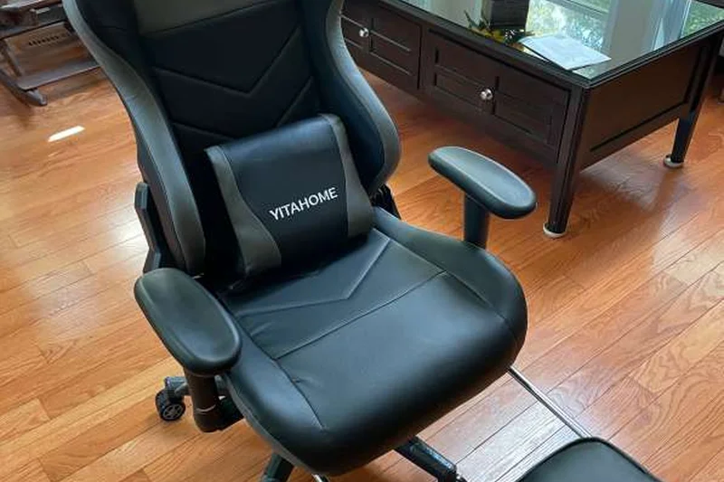 YITAHOME 带脚踏电竞椅