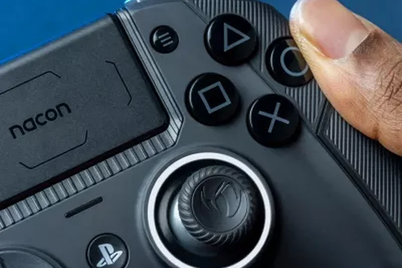 Nacon Revolution 5 Pro