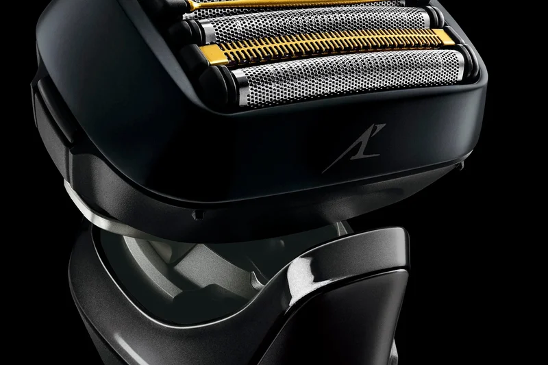 Panasonic ARC6 Luxury 6-Blade Men's Electric Shaver ES-LS9A-K