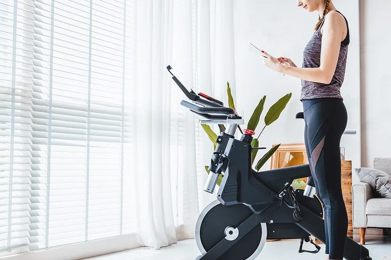 Sole SB900 室内健身车