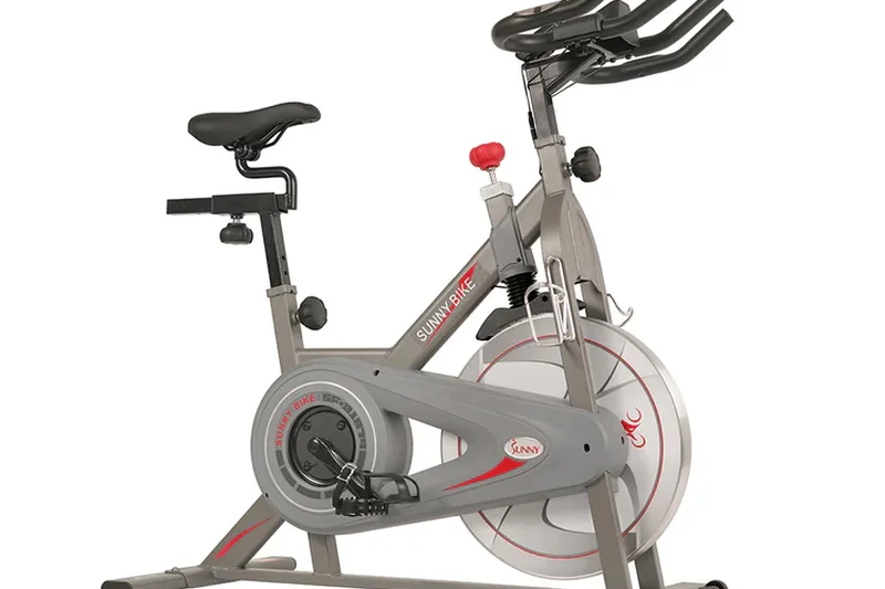 Sunny Health &amp; Fitness Synergy Magnetic Indoor Cycle