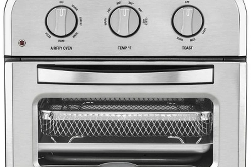 Cuisinart Compact Airfryer Toaster Oven (TOA-26)