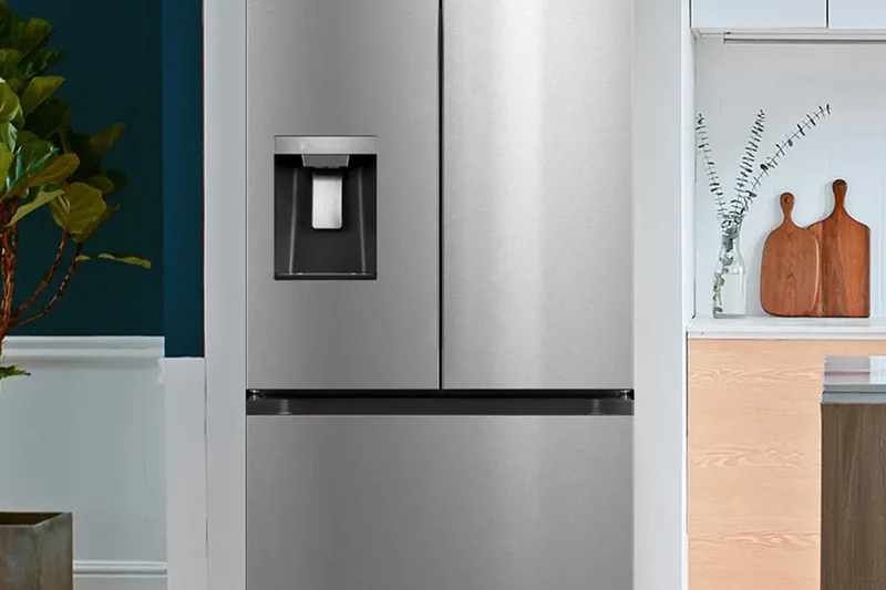 Midea 18.7 Cu. Ft. Bottom Mount Refrigerator (MRB19B7AST)