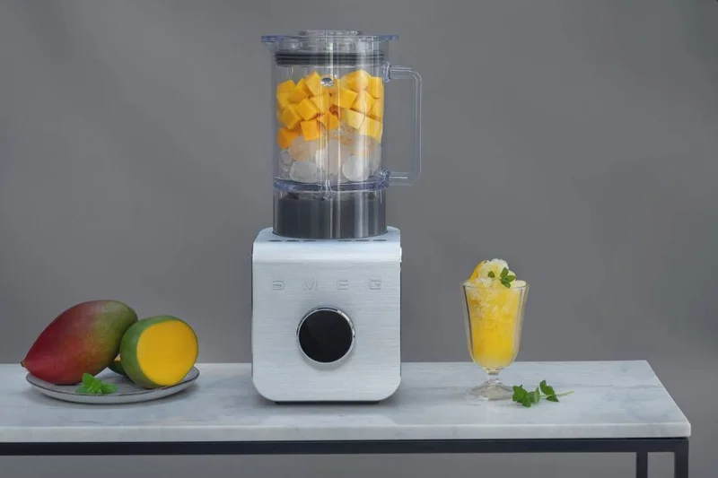 Smeg BLC02WHMUK High Performance Blender