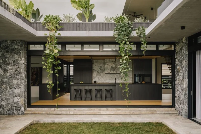 Miele CM 5310 Silence Automatic Coffee Maker