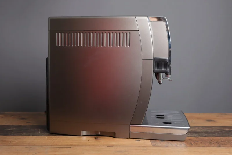 DeLonghi Dinamica Plus 智能意式咖啡机