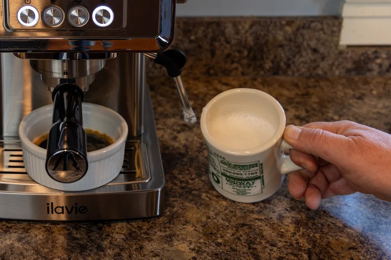 ILAVIE 20 Bar 自动意式咖啡机