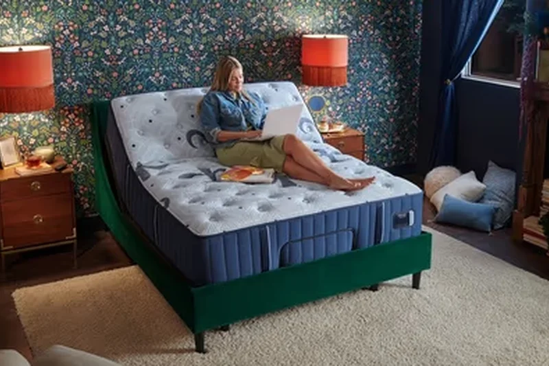 Stearns &amp; Foster Lux Estate