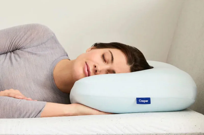 Casper Hybrid Snow Pillow
