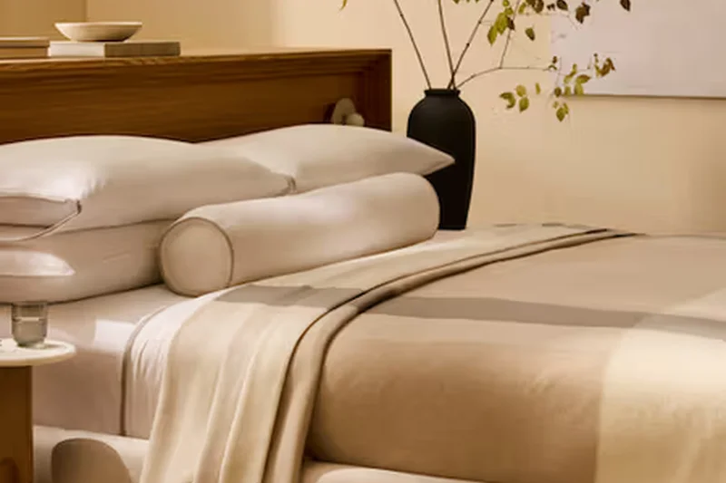 Boll & Branch 羽绒分格枕