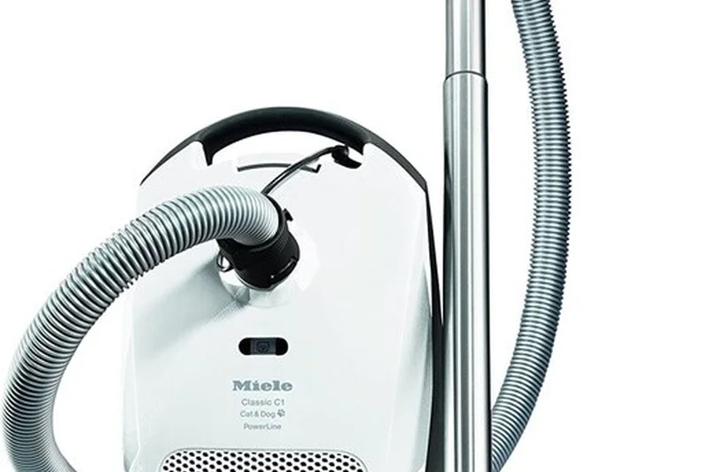 Miele Classic C1 Cat & Dog