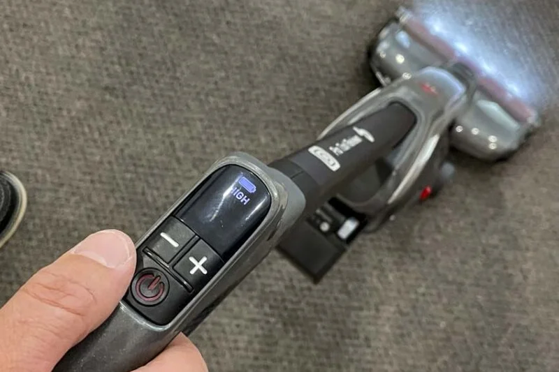 Hoover Evolve Pet Elite Cordless Upright