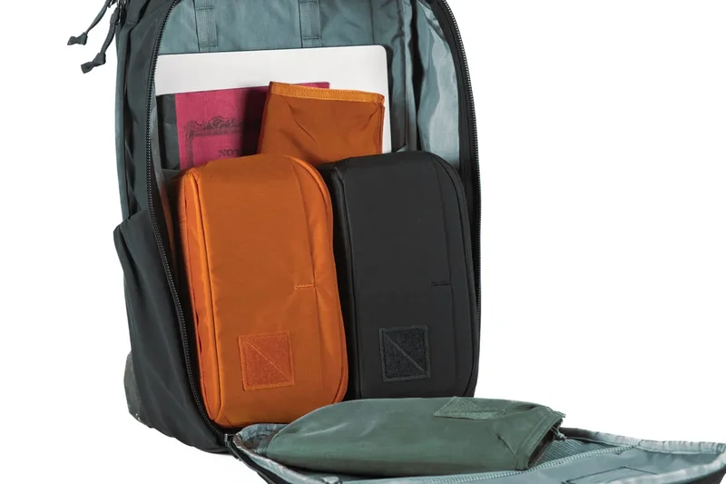 Civic Travel Bag 35L (CTB35)