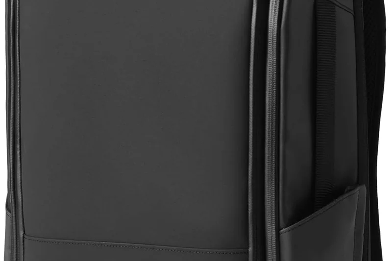 Nomatic Carry-On Classic