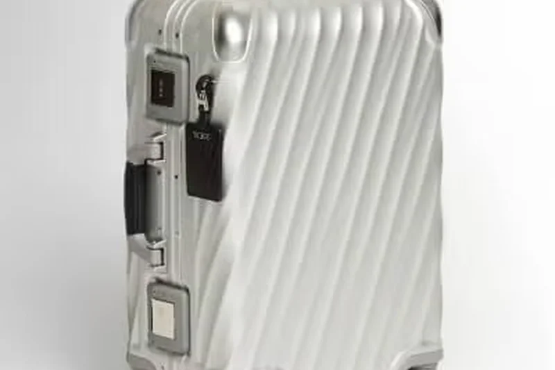 19 Degree Aluminum International Carry-On