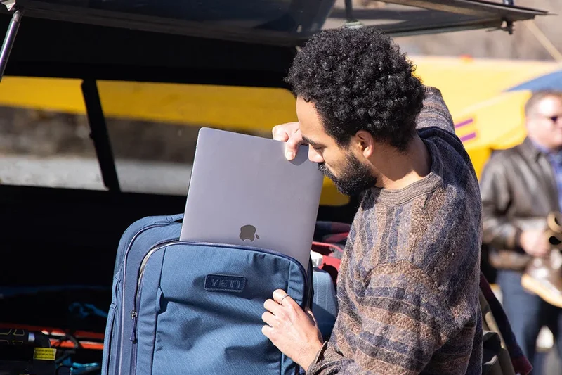 Crossroads 29" 行李箱